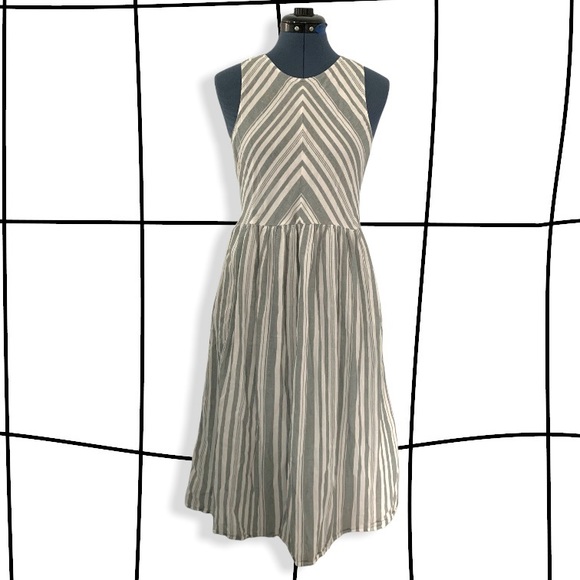 True Craft Dresses & Skirts - True craft stripe dress sz m